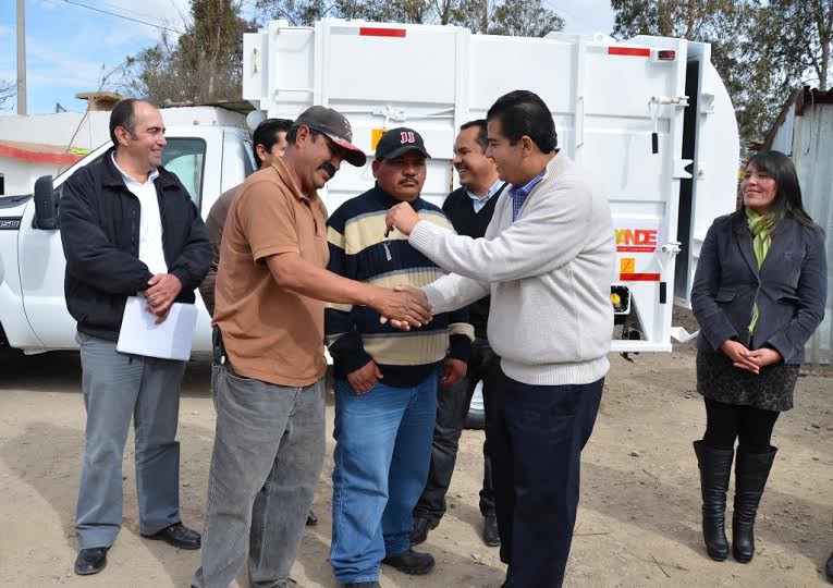 Entregan dos nuevas unidades para recolección de basura en Guadalupe