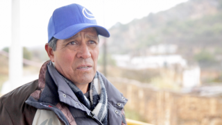 Nicandro Sarellano Márquez, minero retirado que se ha convertido en el guardián del patrimonio religioso y material de la comunidad
