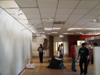Despojo de oficinas de parte de la ex franquiciataria Ciudadanía Democrática, en mayo de 2011
