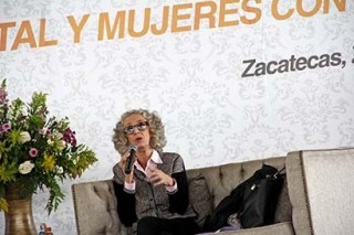 Marta Lamas, feminista mexicana, expuso sus conceptos sobre la periodista despedida de MVS ■ FOTO: LA JORNADA ZACATECAS