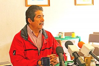 Hugo Ruelas Rangel, representante de la asociación Transporte más unido, más fuerte ■ FOTO: RAFAEL DE SANTIAGO
