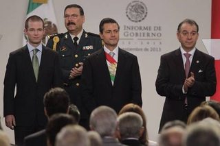 Democracia respeta minorías, pero éstas deben respetar las instituciones: Peña Nieto