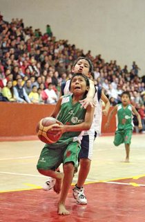 Se enfrentan Niños Triquis a combinado guadalupense; arrasan en todas la categorías