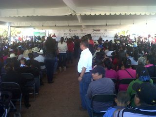 Recibirán apoyo del Fonden 17 mil personas afectadas por recientes heladas en el estado; hoy inició la entrega