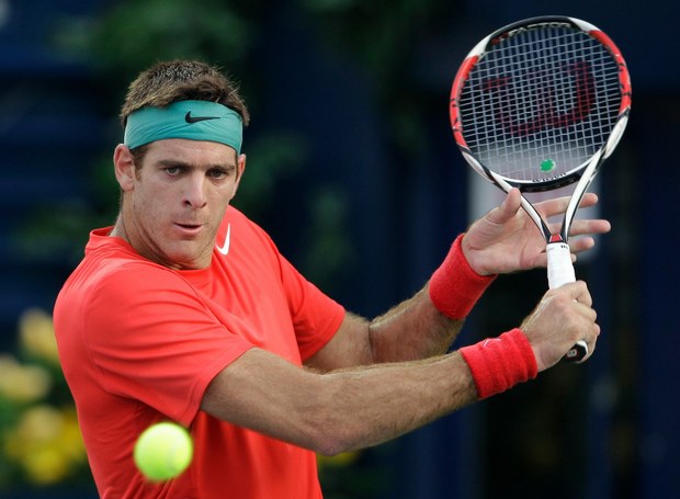 Juan Martín del Potro se retiró al inicio del segundo set, tras haber perdido la primera manga ante Somdev Devvarman en el desempate (7-3). Foto Ap