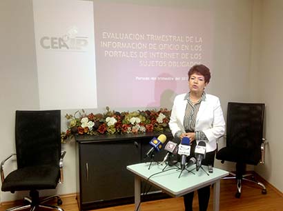 Los partidos políticos son de las instituciones menos transparentes, indicó Raquel Velázquez Macías, comisionada presidenta de la CEAIP ■ FOTO: ALMA TAPIA