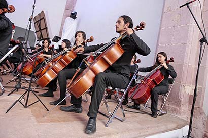 Presentación de la Orquesta Sinfónica Juvenil del Estado de Zacatecas ■ FOTOS: ERNESTO MORENO