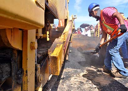 Las obras consistirán en pavimentación, ampliación, construcción, entre otros ■ foto: La Jornada Zacatecas