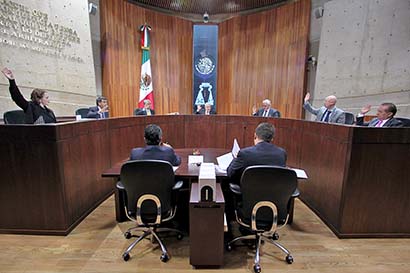 Sesión pública de la Sala Superior del Tribunal Electoral del Poder Judicial de la Federación ■ FOTO: LA JORNADA ZACATECAS
