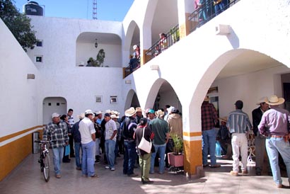 Aspecto del edificio que ocupa la presidencia municipal en Pánfilo Natera ■ foto: La Jornada Zacatecas
