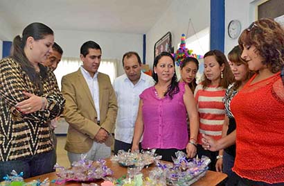 Se ha logrando beneficiar a 360 zacatecanos con las capacitaciones ■ FOTO: LA JORNADA ZACATECAS