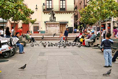 Señaló el alcalde Carlos Peña Badillo que se prevé la conservación de espacios públicos en la zona centro de la capital ■ FOTO: MIGUEL ÁNGEL NÚÑEZ