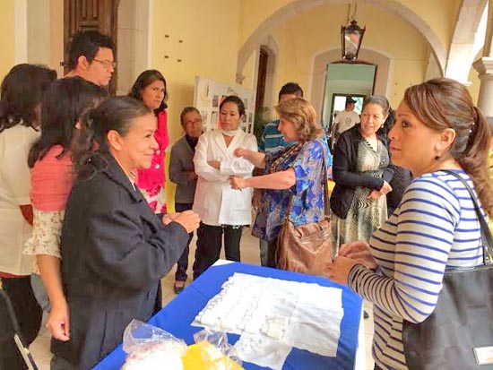 Mujeres hicieron uso del servicio que extendió su horario más allá de las 19 horas de cada día de funcionamiento ■ fotos: La Jornada Zacatecas