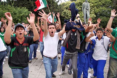 Eventos deportivos como el futbol fomentan entre los zacatecanos la socialización, la solidaridad, la amistad y empatía, asevera Francisco Javier Cortez Navia ■ foto: La Jornada Zacatecas