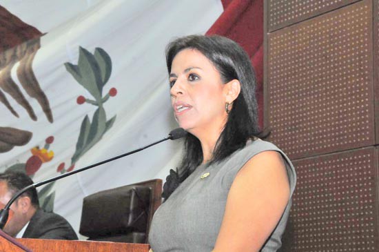 La legisladora María Guadalupe Medina Padilla ■ foto: La Jornada Zacatecas