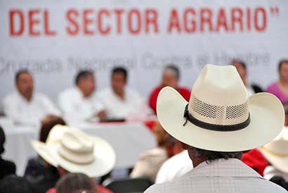 Jueves agrario en la presidencia municipal de Guadalupe ■ FOTO: ANDRÉS SÁNCHEZ
