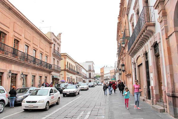 Los cambios del neoliberalismo han provocado que centros urbanos varíen su actividad económica y política, señala docente ■ foto: La Jornada Zacatecas