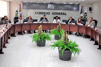 Sesión del actual Consejo General ■ FOTO: LA JORNADA ZACATECAS