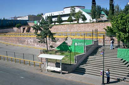 Dirigentes del SNTE informan que Seduzac continúa sin presentar respuestas concretas a cuestionamientos sobre retención de impuestos ■ FOTO: LA JORNADA ZACATECAS