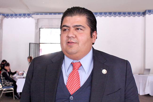 Roberto Luévano Ruiz, alcalde del municipio de Guadalupe ■ foto: miguel ángel núñez