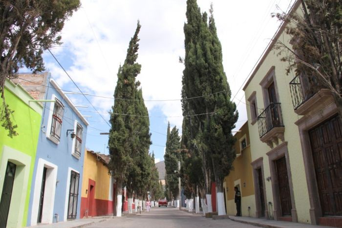 Calle principal de Pinos. Foto: MIGUEL ÁNGEL NÚÑEZ