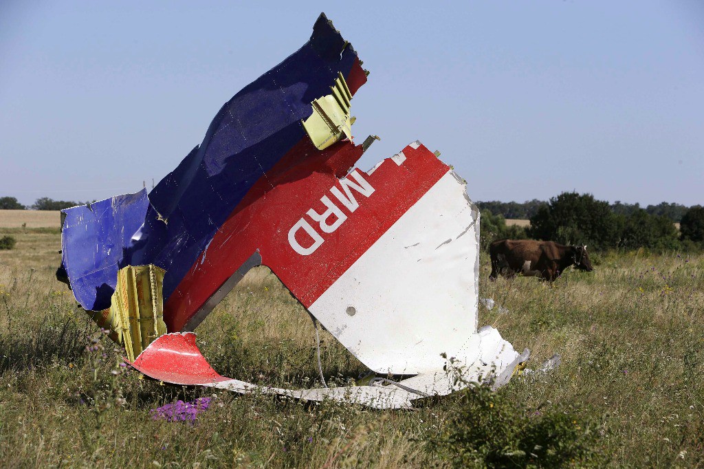 Restos del avión de Malaysia Airlines en Hrabove, Donetsk. Foto Reuters