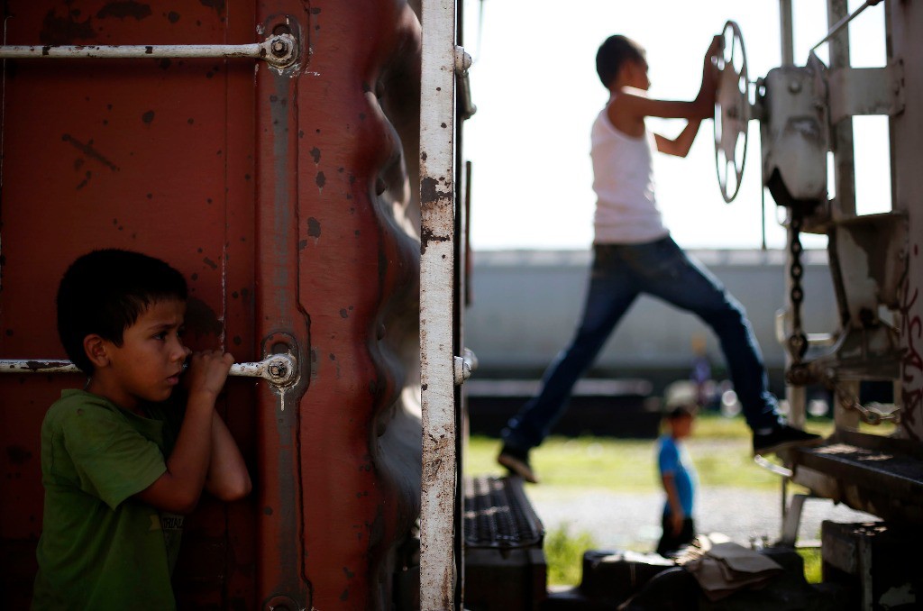 Niños en el tren de Arriga, Chiapas. Foto: La Jornada
