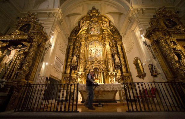 Convento de las Trinitarias en Madrid, donde se realizan las acciones de rastreo para encontrar los restos del escritor español. Foto Ap / Archivo