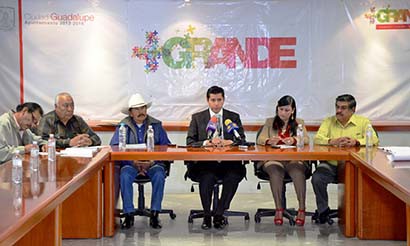 Autoridades municipales y asociaciones de tianguistas llegaron a un acuerdo para que los comerciantes se instalen en un nuevo espacio ■ foto: La Jornada Zacatecas