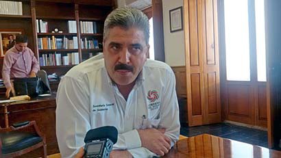 El secretario general de Gobierno, Francisco Escobedo ■ foto: alma tapia