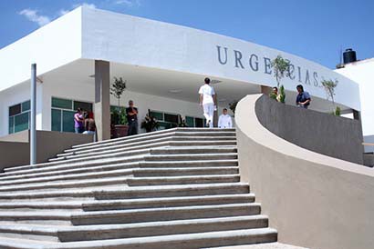 En la imagen, exterior de la Uneme ■ foto: MIGUEL ÁNGEL NÚÑEZ