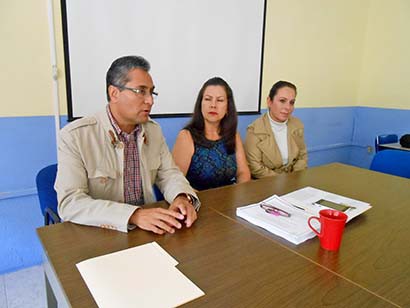 David Eduardo Rivera Salinas dio la bienvenida a los asistentes al curso ■ FOTO: LA JORNADA ZACATECAS