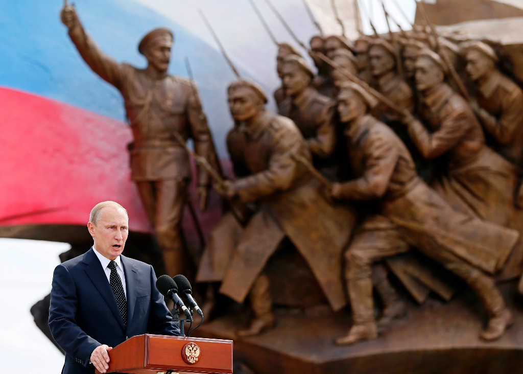 El presidente ruso, Vladimir Putin, durante la inauguración del monumento a los Héroes de la Primera Guerra Mundial en Moscú. Foto Ap