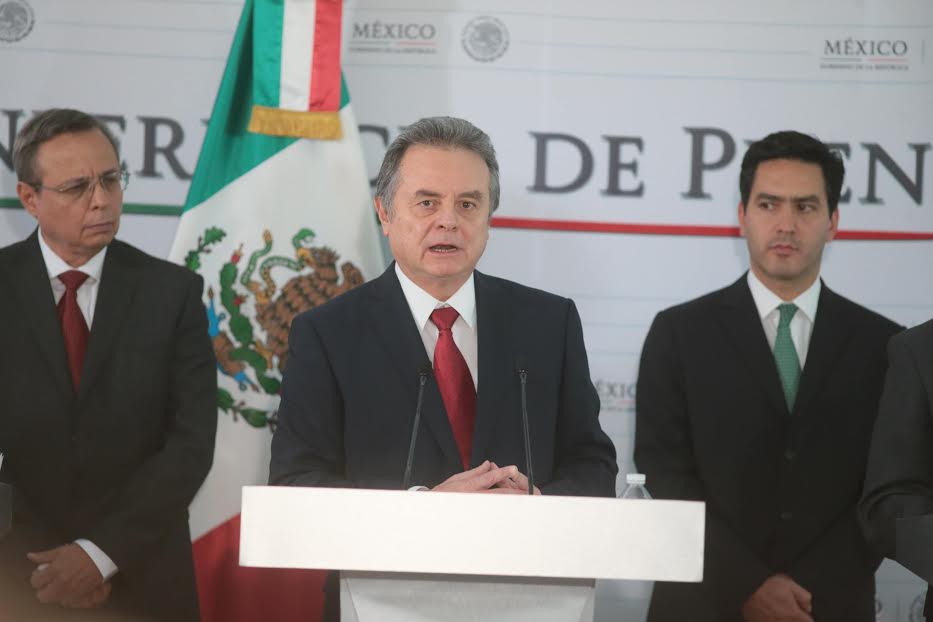 El secretario de Energía, Pedro Joaquín Coldwell durante el anuncio de la conformación de Cenace y Cenegas. Foto: La Jornada