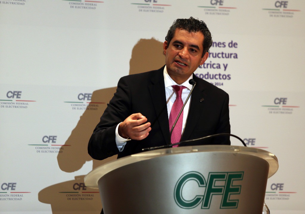 El director de la CFE, Enrique Ochoa Reza. Foto: La Jornada