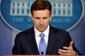 El secretario de prensa de la Casa Blanca, Josh Earnest, dio ayer una conferencia de prensa en torno a Siria e Irak. Foto Ap