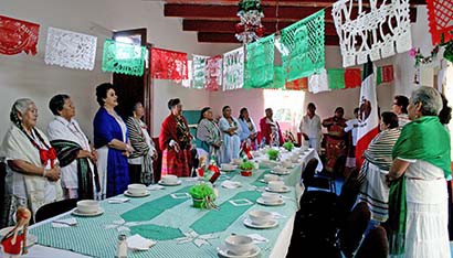 Aspecto de los festejos patrios organizados por las damas del Voluntariado ■ FOTO: LA JORNADA ZACATECAS