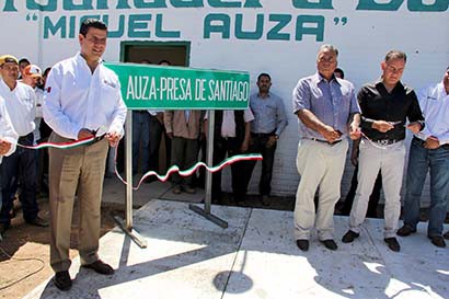 Aspectos de la gira de Miguel Alonso en el municipio de Miguel Auza ■ foto: andrés sánchez