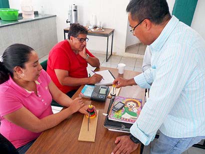 50 docentes acudieron al curso impartido por Plácido Hernández Sánchez ■ foto: La Jornada Zacatecas