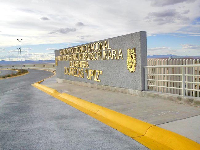 Entrada a la Unidad Profesional Interdisciplinaria de Ingeniería Campus Zacatecas del IPN ■ FOTO: FACEBOOK DEL LA UPIIZ-IPN