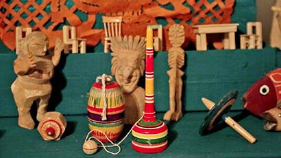 Los visitantes conocerán juguetes del México prehispánico, además del yo-yo, el trompo, y la lotería, estimulando la imaginación y la inquietud de inventar sus propios pasatiempos ■ FOTOS: MIGUEL ÁNGEL NÚÑEZ