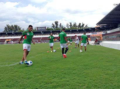 Aspecto de entrenamiento de los Mineros, previo a los encuentros ■ FOTO: FACEBOOK DE MINEROS FC ZACATECAS