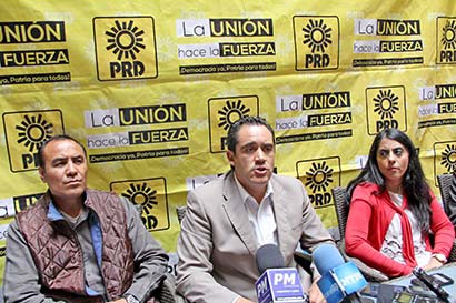 Gerardo Espinoza Solís, en el uso de la voz ■ FOTO: ANDRÉS SÁNCHEZ
