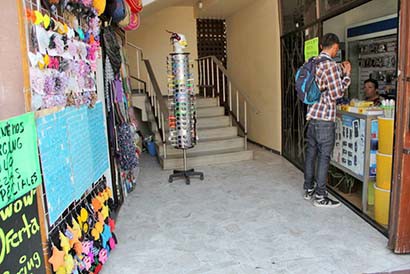 Afirman que el pequeño y mediano comercio establecido es el más expuesto a los hurtos ■ foto: La Jornada Zacatecas