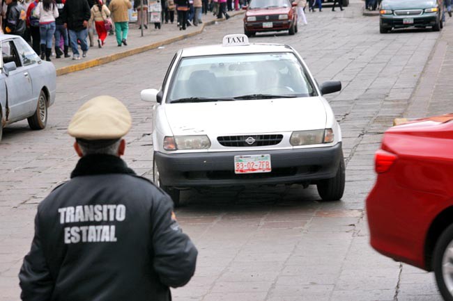 Denuncian inconformes presuntas situaciones irregulares ■ foto: La Jornada Zacatecas