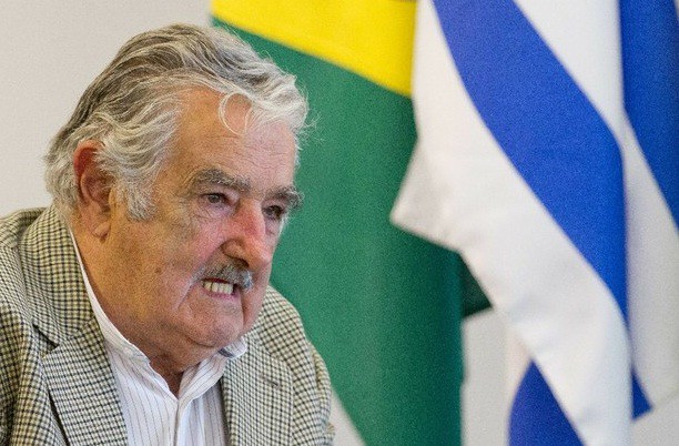 Imagen de archivo del presidente de Uruguay, José Mujica, que ante periodistas pidió a los mexicanos respaldar al Estado para solucionar el caso de los 43 normalistas desaparecidos. Foto AP