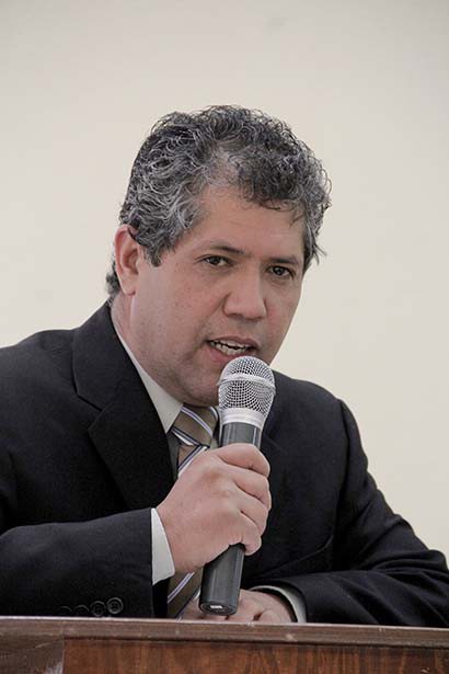 Francisco Betancourt Núñez, director de la Unidad Académica de Economía de la Universidad Autónoma de Zacatecas ■ foto: ernesto moreno