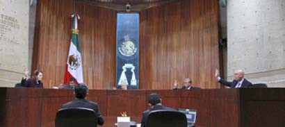 Sesión en el Tribunal Electoral del Poder Judicial de la Federación ■ foto:Lla Jornada Zacatecas