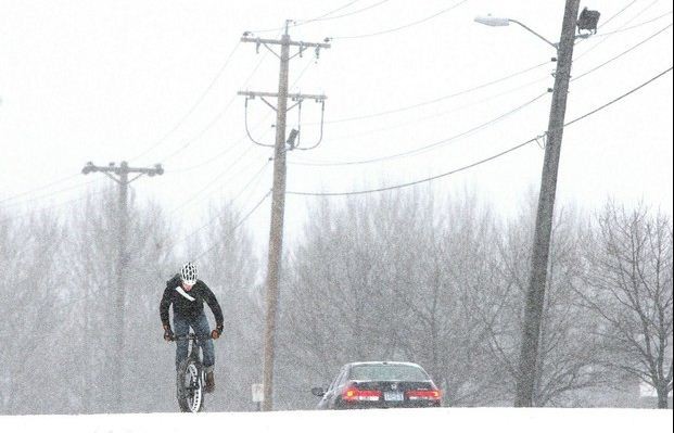 En Minnesota reportaron decenas de accidentes automovilísticos por la primera nevada de la temporada, el 10 de noviembre de 2014. Foto Reuters
