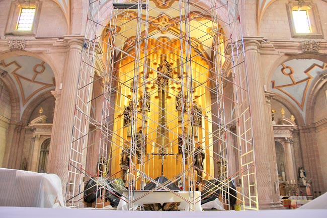 En la imagen, aspecto de los trabajos efectuados en la Catedral ■ foto: andrés sánchez